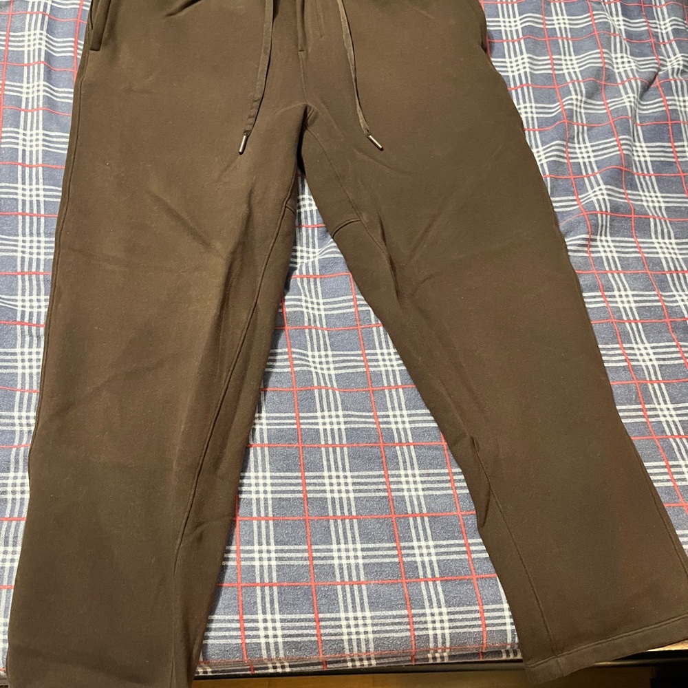 Men's Brown lululemon sweatpants